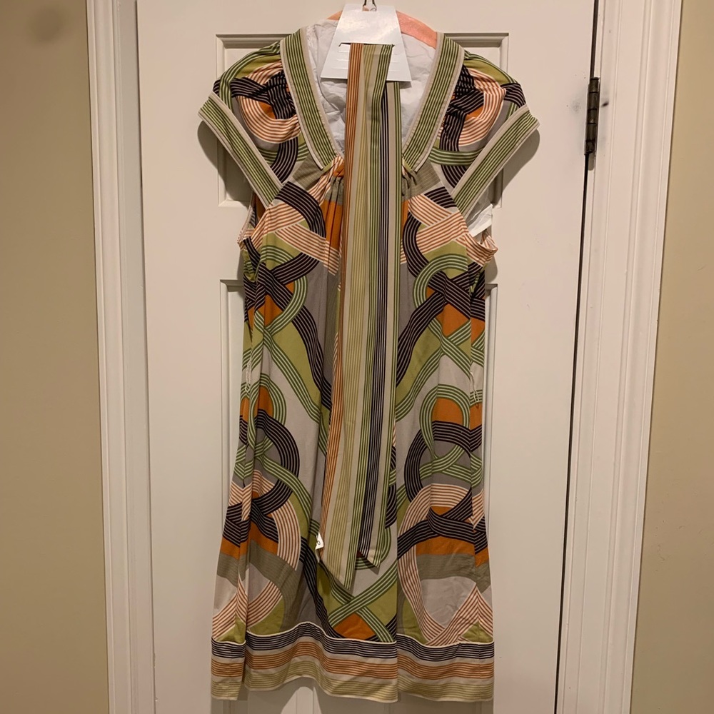 BCBGMAXAZRIA dress size M